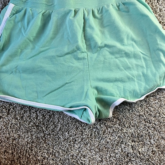 Shorts and crop tops in girls kids - Picture 7 of 11